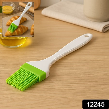 Silicone Kitchen Oil Spatula Brush With Handle Pastry Cake Brush (17 Cm 1 Pc)